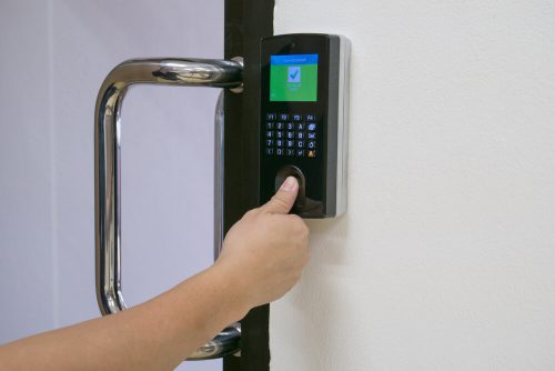انواع قفل هوشمند مناسب برای اتاق سرور